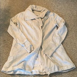 Lululemon women’s scuba neck snap sweatshirt